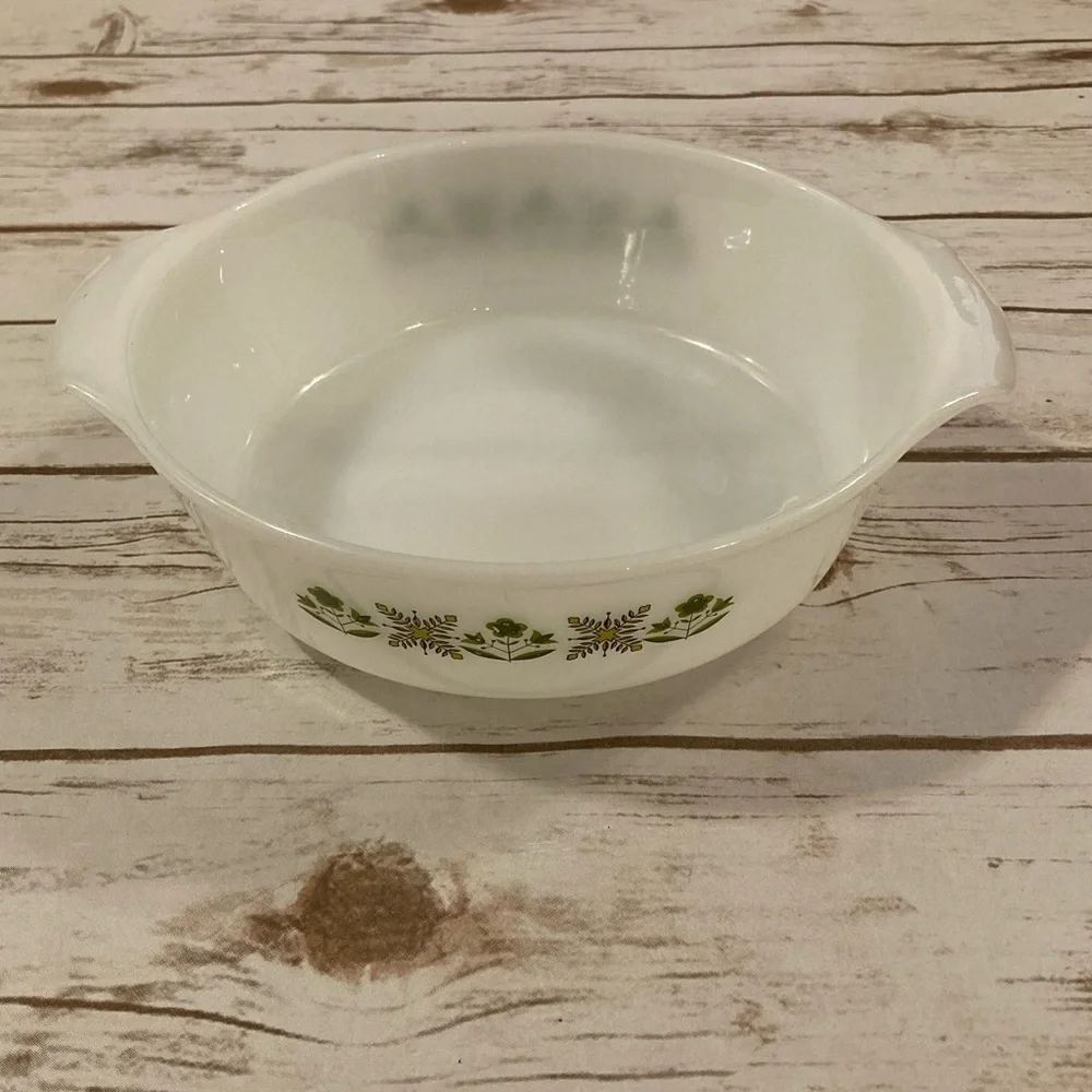 Vintage Anchor Hocking Fire King 1.5 Quart Casserole Dish Meadow Green Pattern